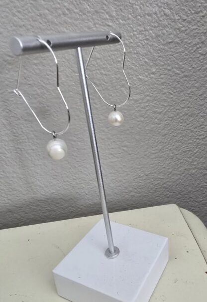 Wire Heart & Fresh Water Pearl Earrings - Image 2